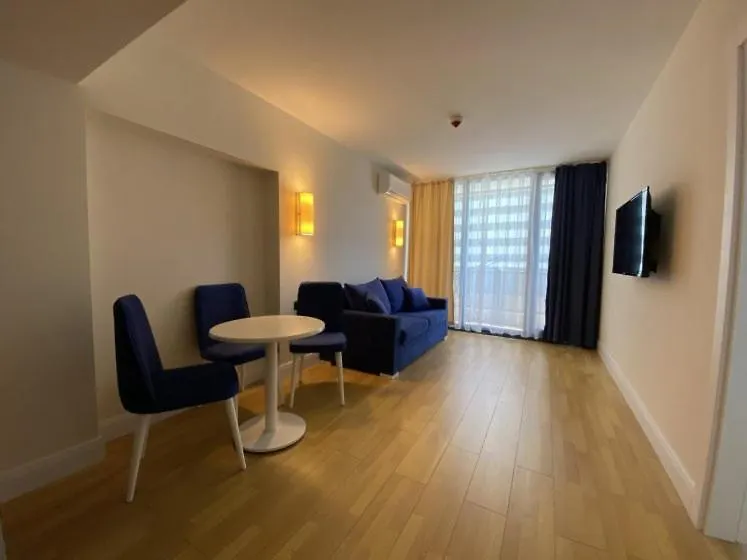 Best Apartments 208 Батуми